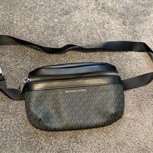 Michael Kors Black Belt Bag
